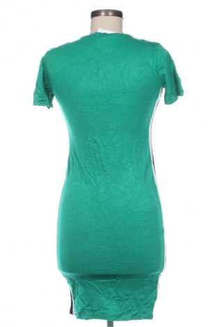 Kleid Bershka, Größe S, Farbe Grün, Preis € 20,49