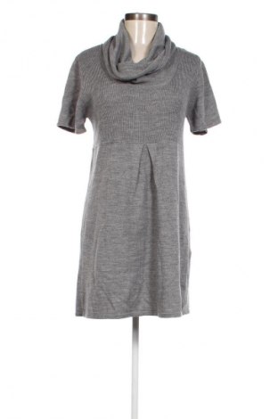 Kleid Canda, Größe M, Farbe Grau, Preis € 20,49