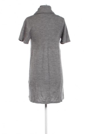 Kleid Canda, Größe M, Farbe Grau, Preis € 9,49