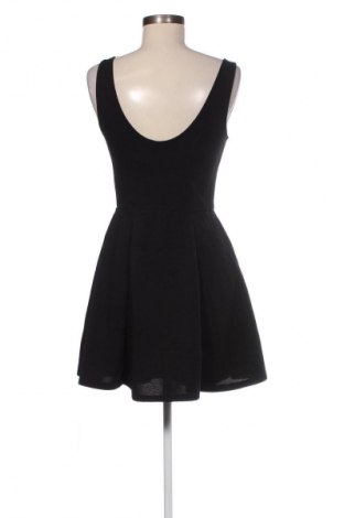 Rochie H&M, Mărime M, Culoare Negru, Preț 95,99 Lei