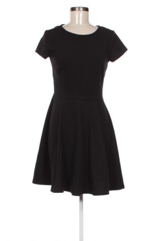 Rochie H&M, Mărime M, Culoare Negru, Preț 21,99 Lei