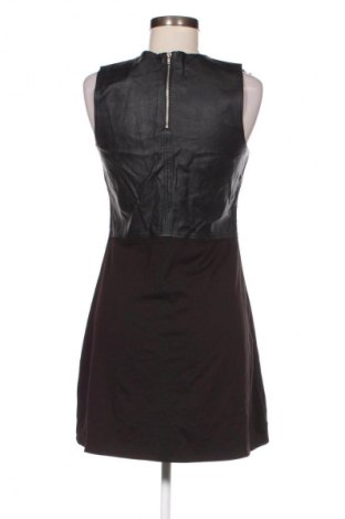 Kleid H&M Divided, Größe M, Farbe Schwarz, Preis 24,00 €