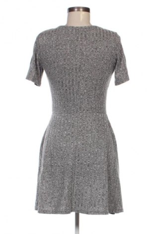 Kleid H&M Divided, Größe M, Farbe Grau, Preis 20,49 €