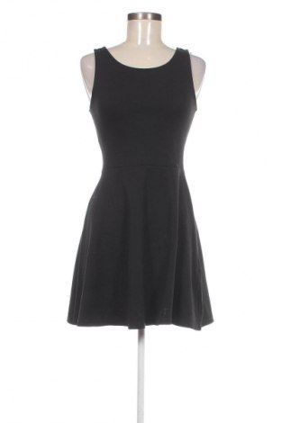 Kleid H&M Divided, Größe S, Farbe Schwarz, Preis 20,49 €