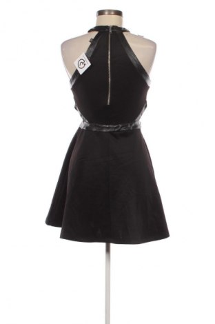 Kleid Jennyfer, Größe M, Farbe Schwarz, Preis 40,99 €