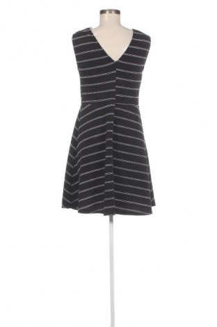 Kleid Lofty Manner, Größe L, Farbe Schwarz, Preis 32,99 €