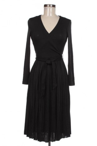 Kleid Mohito, Größe XXS, Farbe Schwarz, Preis 20,49 €