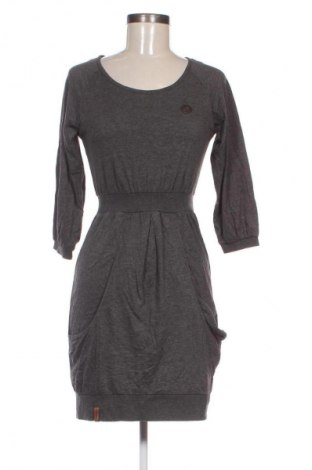 Kleid Naketano, Größe S, Farbe Grau, Preis 57,49 €