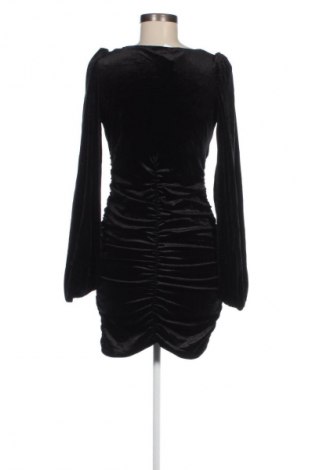 Kleid Pretty Little Thing, Größe M, Farbe Schwarz, Preis 8,99 €