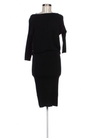 Rochie Reserved, Mărime M, Culoare Negru, Preț 101,84 Lei