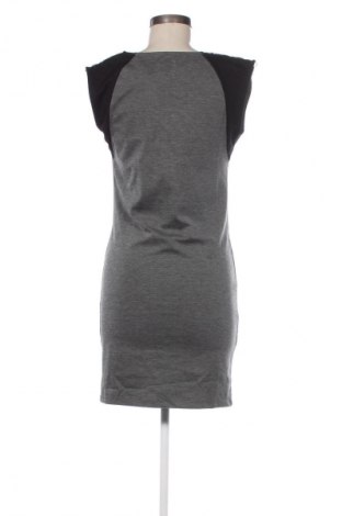 Kleid Selected, Größe XS, Farbe Grau, Preis 17,99 €