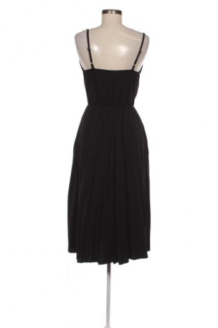 Kleid Trendyol, Größe M, Farbe Schwarz, Preis € 33,99