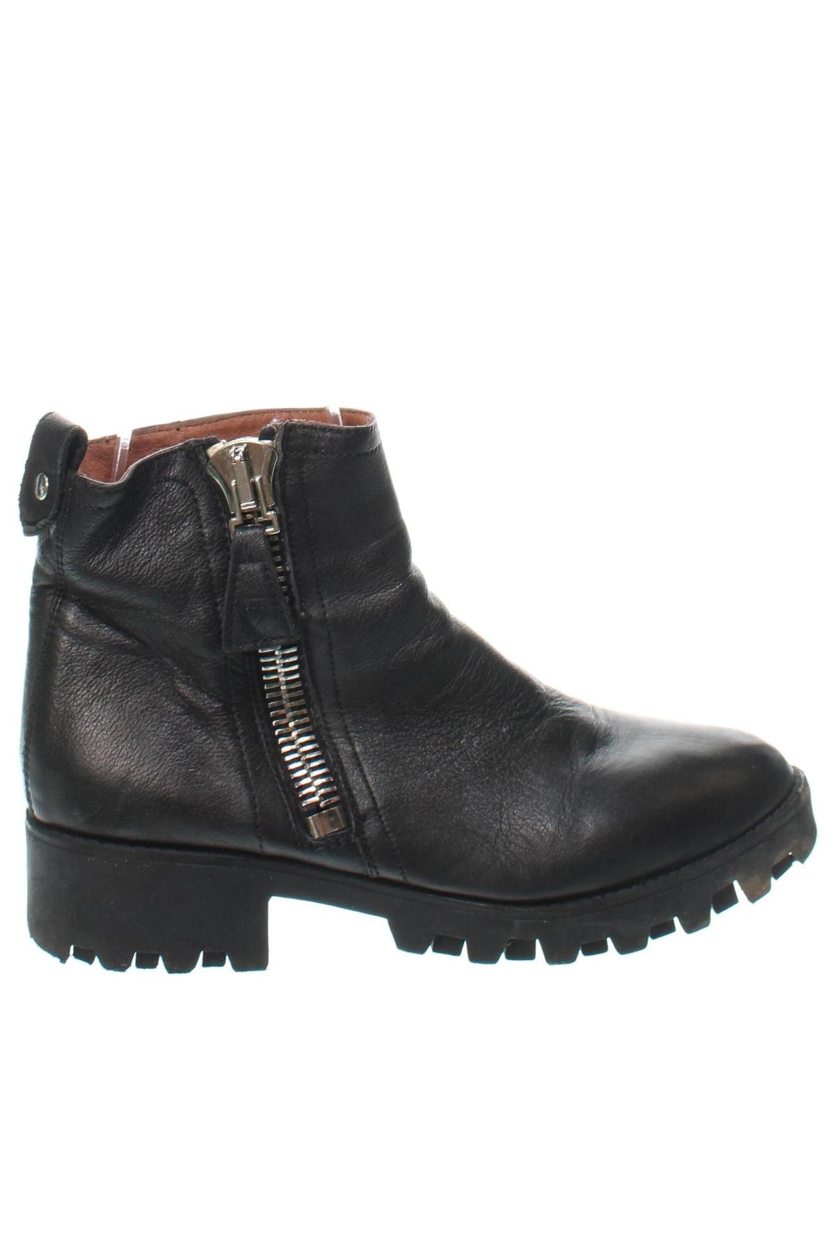 Botine de damă Carmens, Mărime 40, Culoare Negru, Preț 381,99 Lei