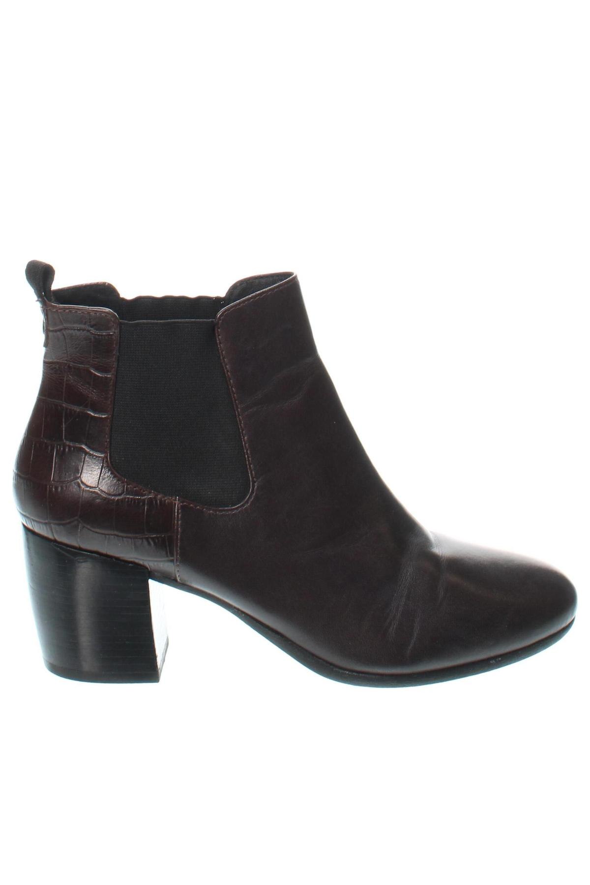 Botine de damă Geox, Mărime 38, Culoare Maro, Preț 191,99 Lei