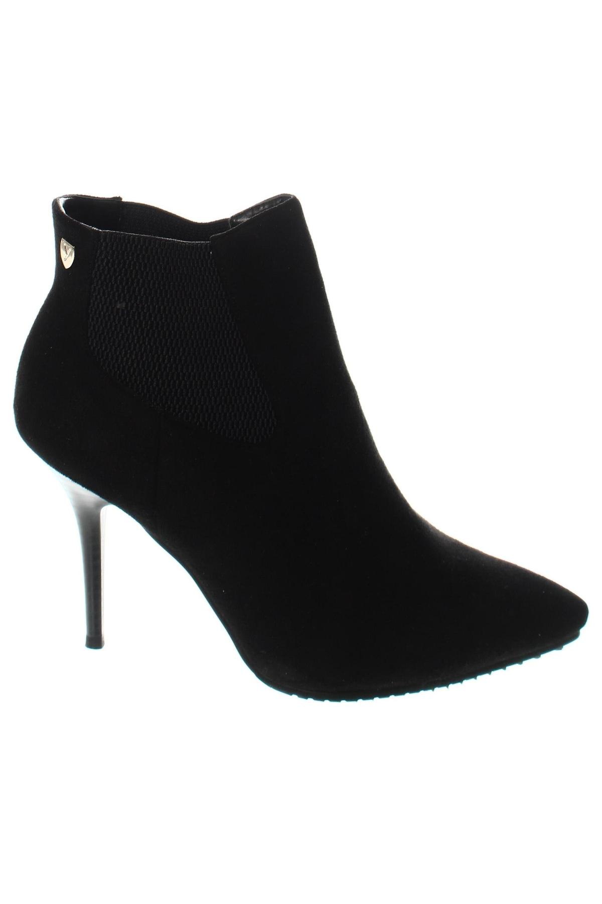 Botine de damă Yamamay, Mărime 39, Culoare Negru, Preț 357,14 Lei