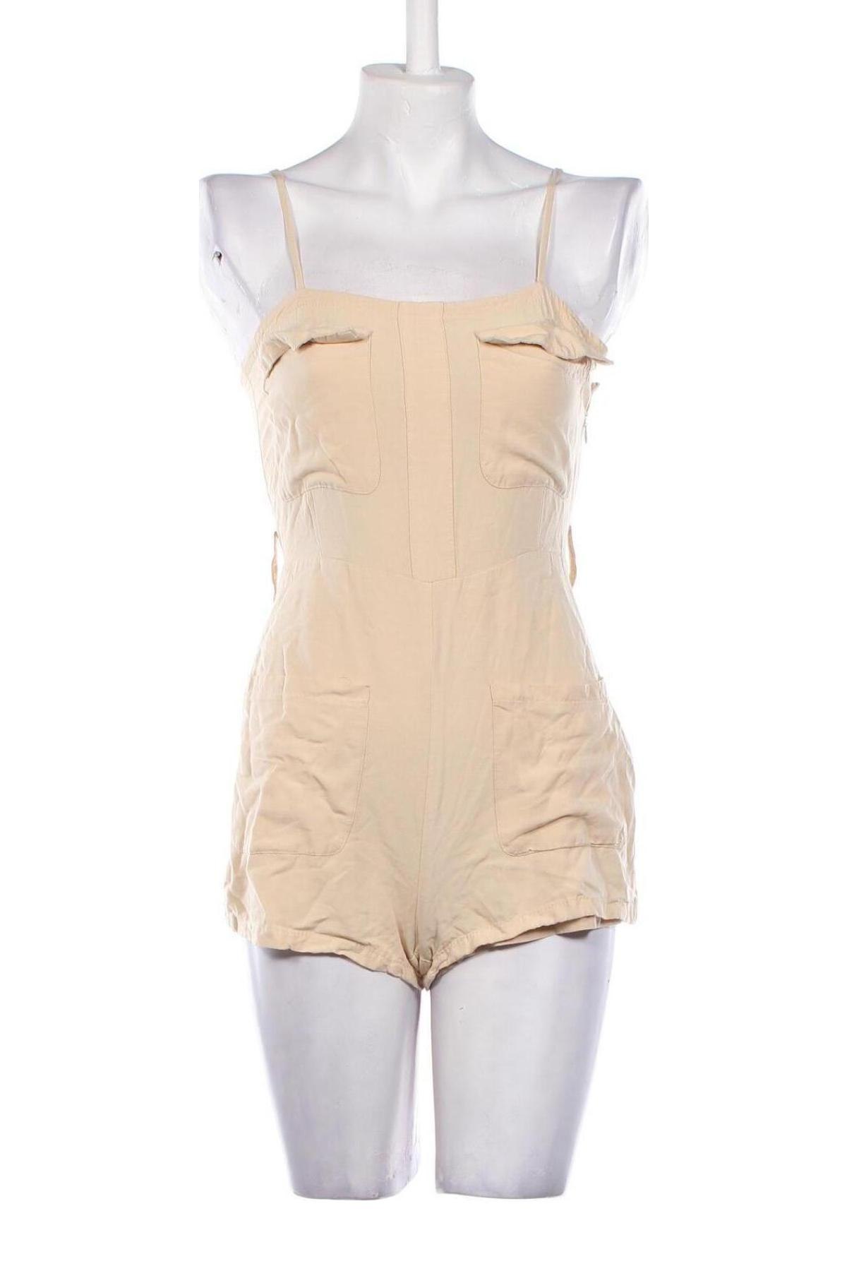 Kurzer Damenoverall Bershka, Größe S, Farbe Beige, Preis € 27,49