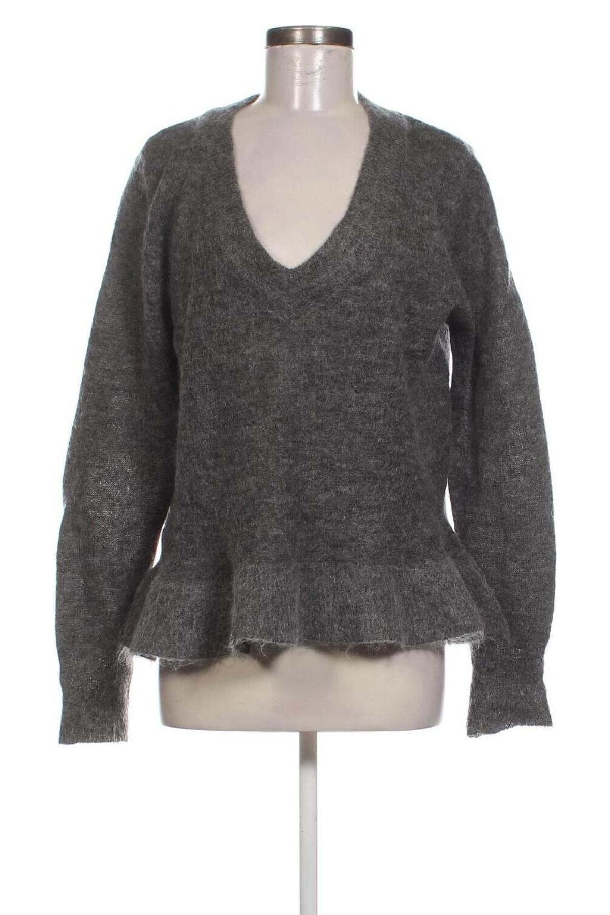 Damenpullover Selected Femme, Größe M, Farbe Grau, Preis 56,37 €