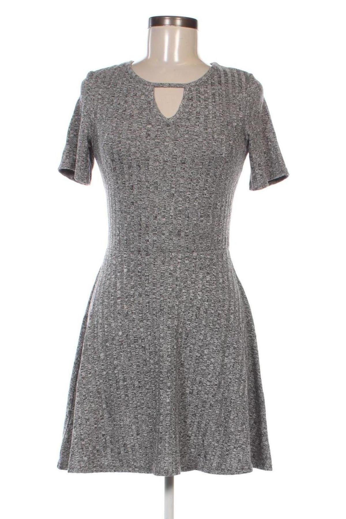 Kleid H&M Divided, Größe M, Farbe Grau, Preis 20,49 €