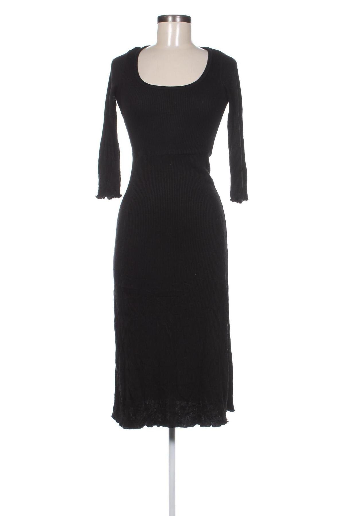 Rochie Stradivarius, Mărime M, Culoare Negru, Preț 48,99 Lei