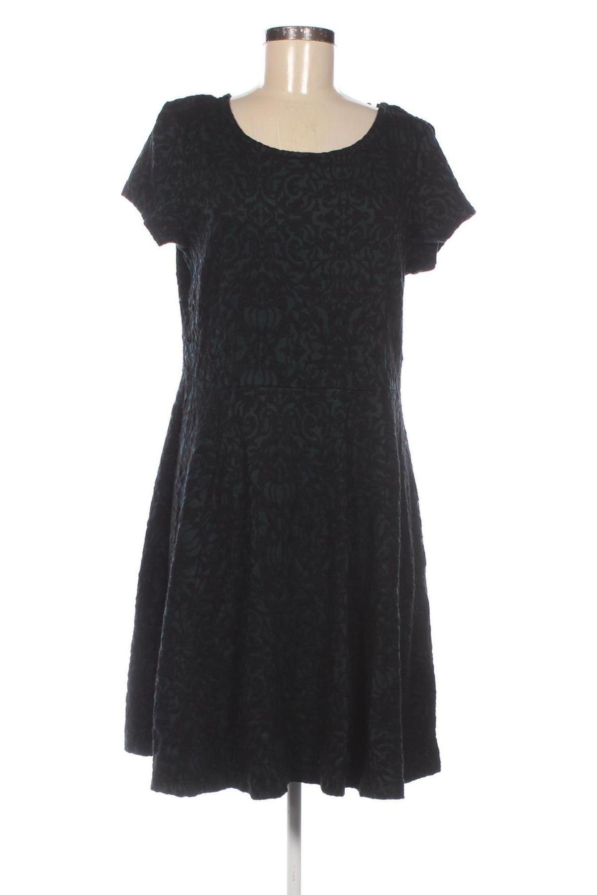 Kleid Yessica, Größe M, Farbe Mehrfarbig, Preis 9,49 €