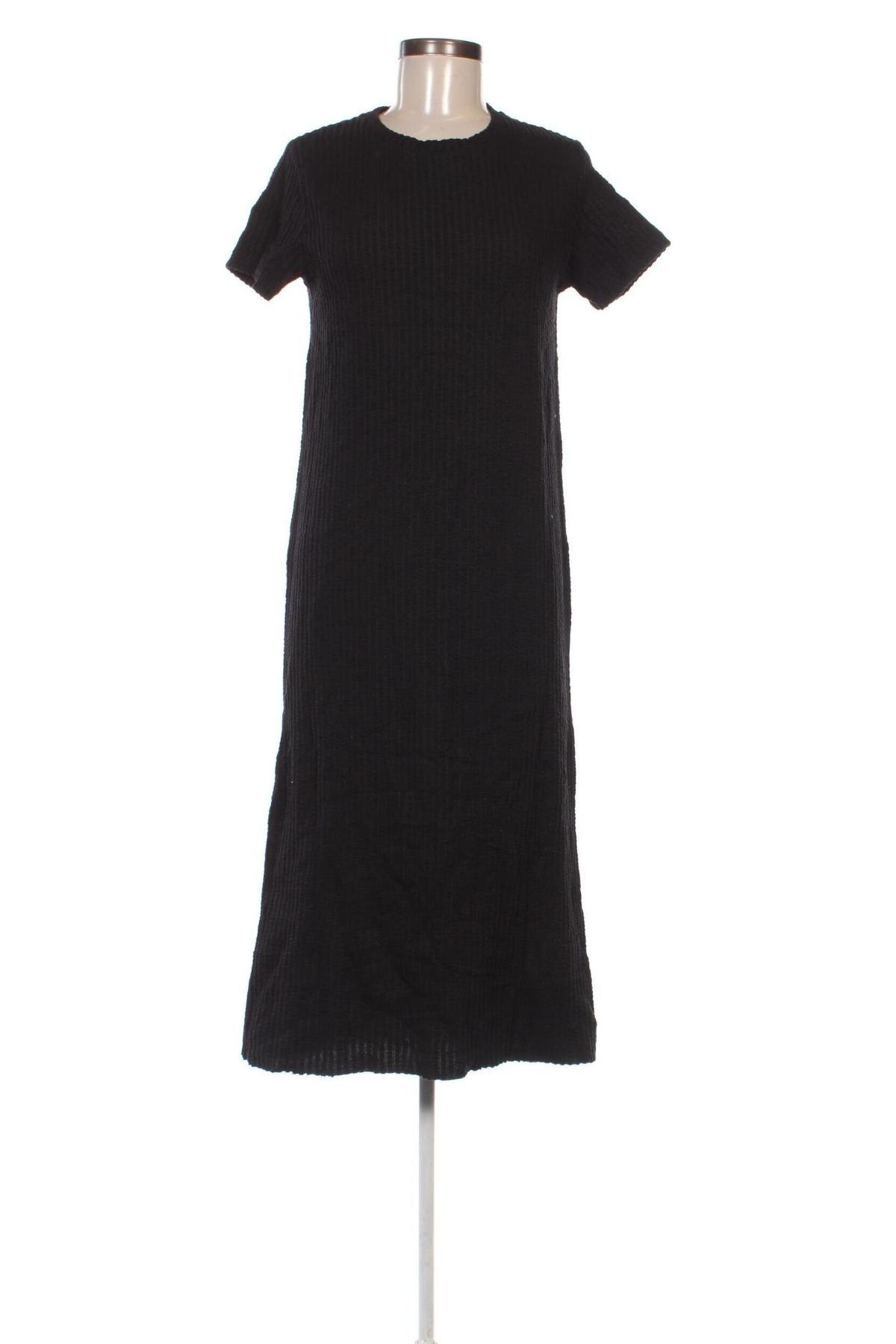 Kleid Zara Trafaluc, Größe M, Farbe Schwarz, Preis 33,99 €