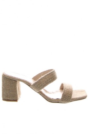 Γυναικείες παντόφλες Unbranded, Μέγεθος 37, Χρώμα  Μπέζ, Τιμή 37,99 €