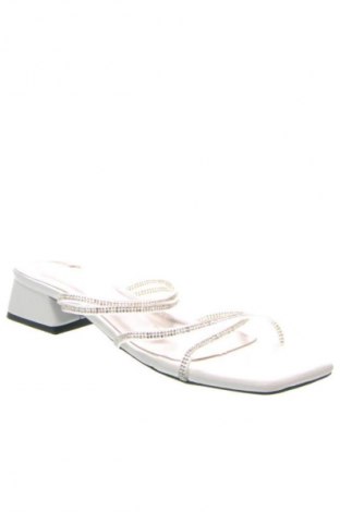 Pantofle Unbranded, Velikost 38, Barva Stříbrná, Cena  739,00 Kč