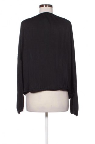 Dámská halenka About You, Velikost 4XL, Barva Černá, Cena  253,00 Kč