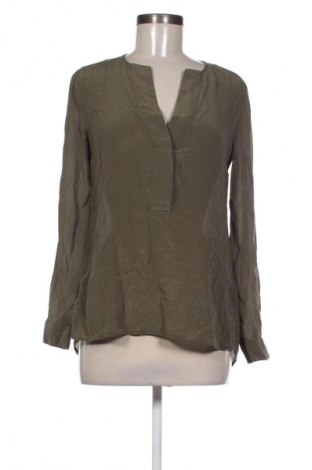 Damen Shirt Banana Republic, Größe S, Farbe Grün, Preis 24,48 €