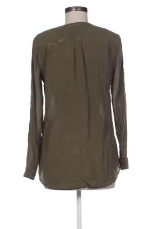 Damen Shirt Banana Republic, Größe S, Farbe Grün, Preis 24,48 €