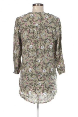 Дамска блуза Beloved, Размер M, Цвят Многоцветен, Цена 19,55 лв.
