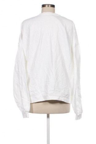 Damen Shirt Bershka, Größe L, Farbe Weiß, Preis € 6,99