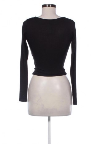 Damen Shirt Bershka, Größe XS, Farbe Schwarz, Preis 9,72 €