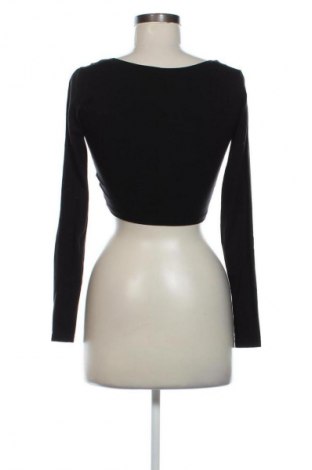 Дамска блуза Bershka, Размер S, Цвят Черен, Цена 19,00 лв.