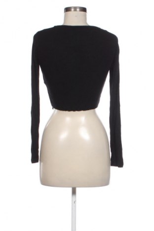 Γυναικεία μπλούζα Bershka, Μέγεθος S, Χρώμα Μαύρο, Τιμή 9,79 €