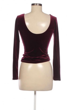 Damen Shirt Bershka, Größe S, Farbe Rot, Preis 10,00 €