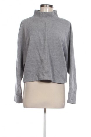 Дамска блуза C&A, Размер XS, Цвят Сив, Цена 7,99 лв.