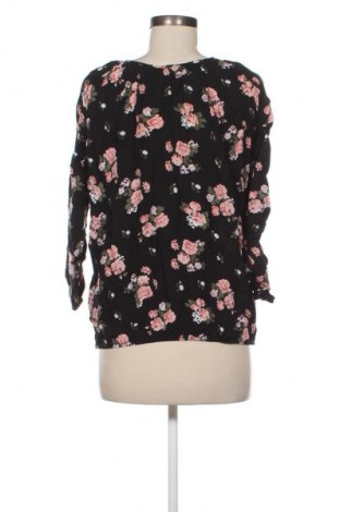 Dámská halenka Colloseum, Velikost M, Barva Vícebarevné, Cena  109,00 Kč