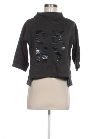 Дамска блуза DKNY, Размер XS, Цвят Сив, Цена 42,99 лв.