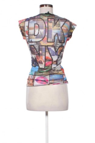 Дамска блуза DKNY Jeans, Размер S, Цвят Многоцветен, Цена 68,00 лв.