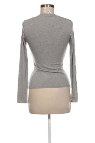 Дамска блуза Edited, Размер XS, Цвят Сив, Цена 34,99 лв.