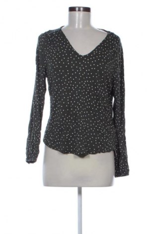 Damen Shirt Essentials, Größe S, Farbe Mehrfarbig, Preis € 4,99