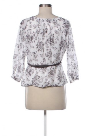 Дамска блуза H&M, Размер S, Цвят Многоцветен, Цена 19,14 лв.