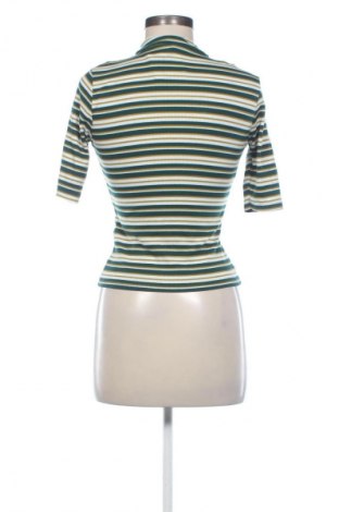 Дамска блуза H&M Divided, Размер S, Цвят Многоцветен, Цена 19,00 лв.