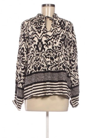 Дамска блуза Heart Kiss, Размер M, Цвят Многоцветен, Цена 19,00 лв.