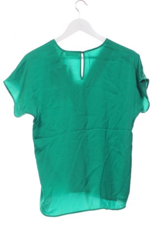 Damen Shirt In Wear, Größe XS, Farbe Grün, Preis 61,99 €