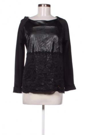 Dámská halenka Nelita, Velikost L, Barva Černá, Cena  430,00 Kč