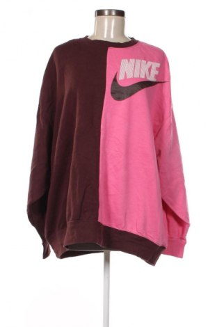 Γυναικεία μπλούζα Nike, Μέγεθος S, Χρώμα Πολύχρωμο, Τιμή 20,99 €