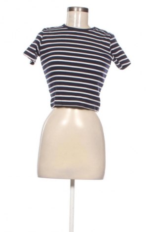 Damen Shirt Pull&Bear, Größe XL, Farbe Mehrfarbig, Preis 9,71 €