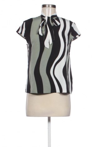 Dámska blúza SHEIN, Veľkosť S, Farba Viacfarebná, Cena  9,72 €